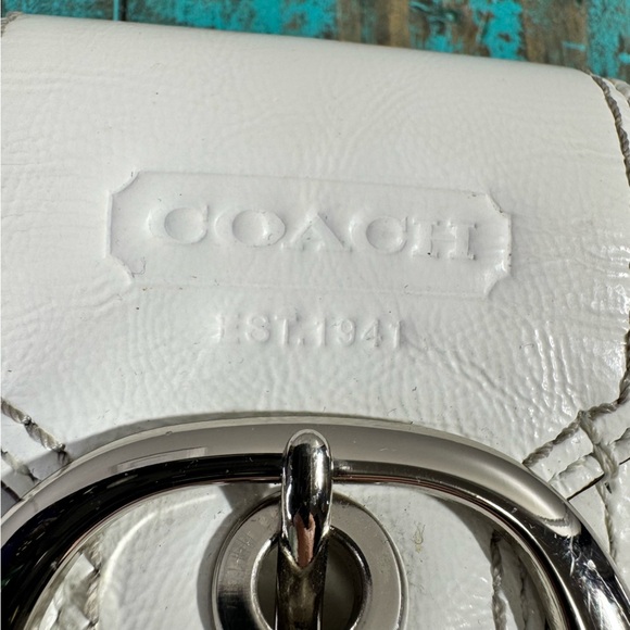Coach White Patent Leather Clutch Wristlet Wallet - Picture 11 of 16